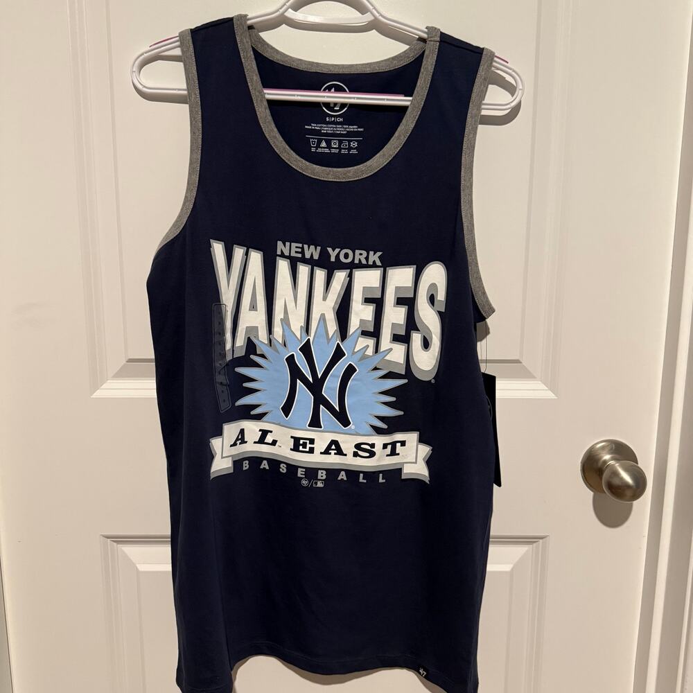 New York Yankees ’47 Brand Men’s Small Navy AL East Graphic Tank Top NWT